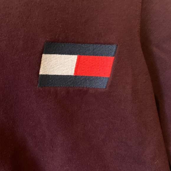Tommy Hilfiger crewneck size XS - Picture 2 of 5
